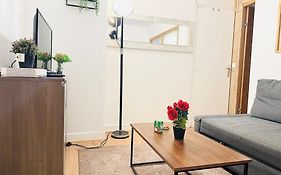 Superbe Appartement 2 Pièces Avec Grande Terrasse